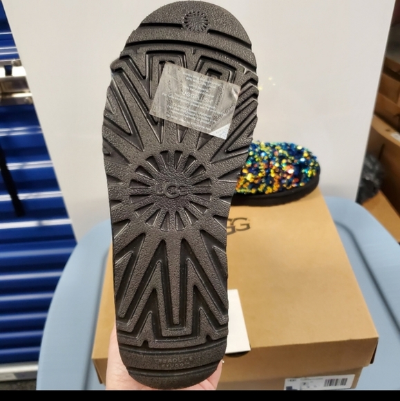 LAST PAIR! UGG Black Stellar Sequin Boots - Picture 5 of 5